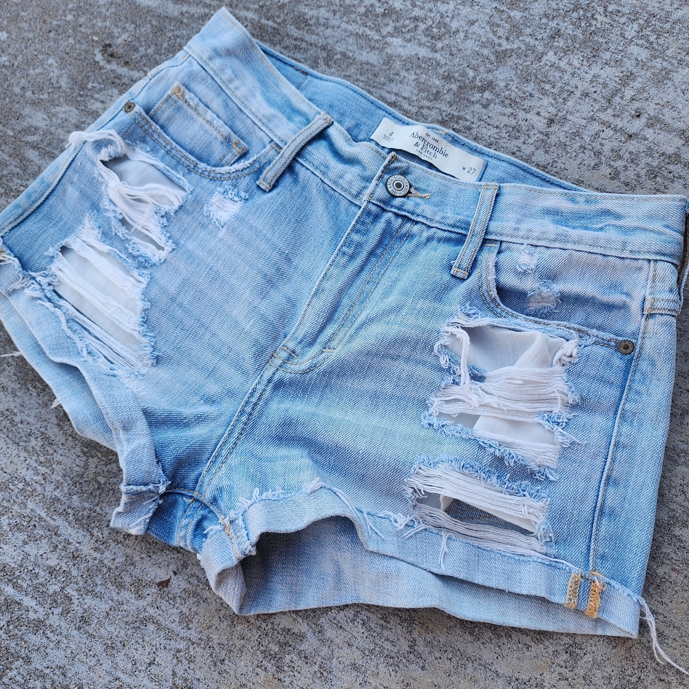 Abercrombie & Fitch Distressed Cutoff Cuffed Denim Jean Shorts Light Wash Sz 4